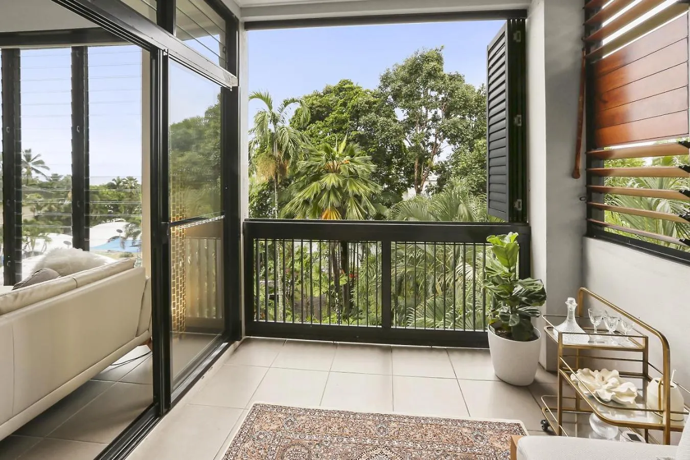 Ocean Horizons With Coral Sea Views Apartment Trinity Beach