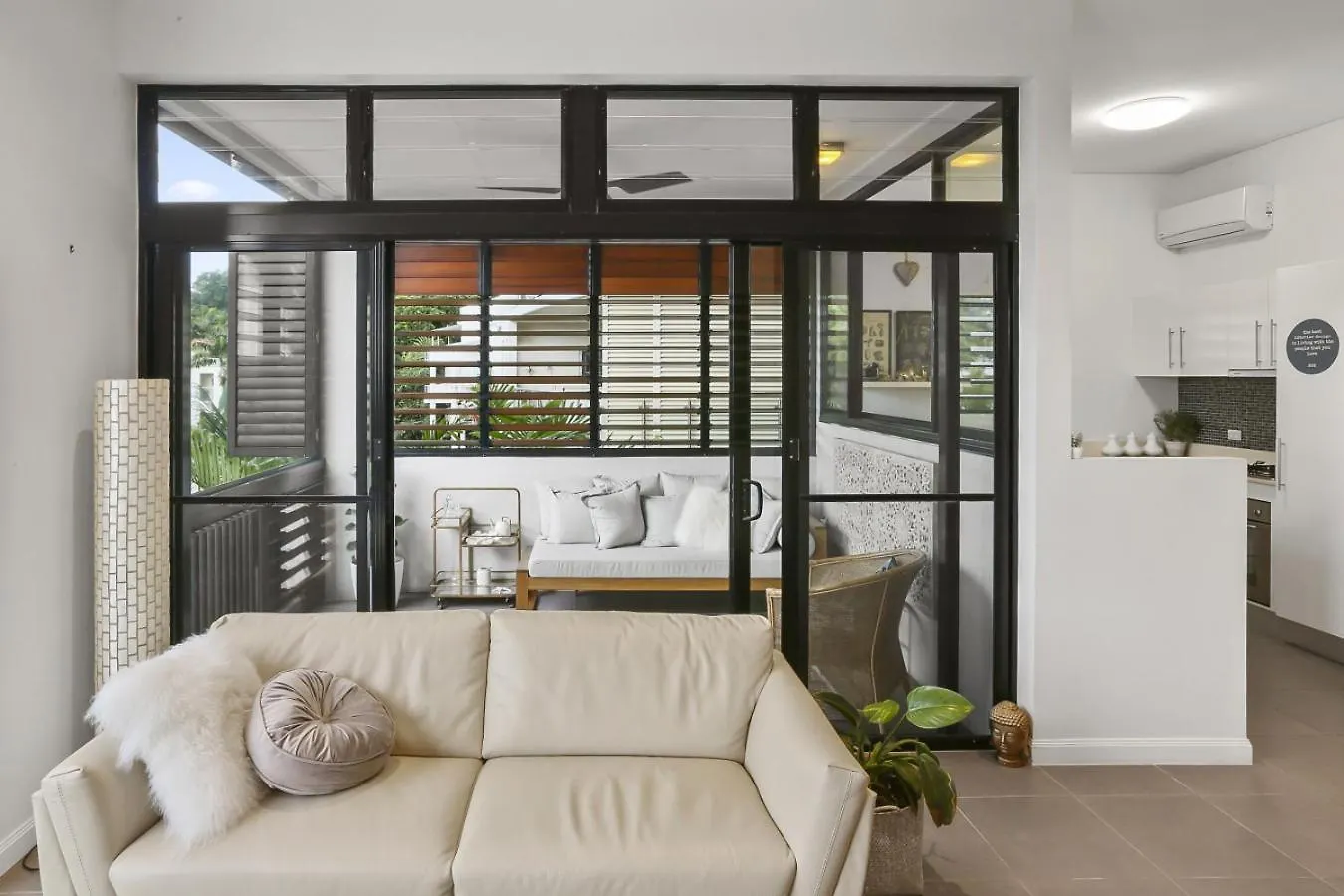 Ocean Horizons With Coral Sea Views Apartment Trinity Beach