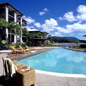 Blue Lagoon Aparthotel